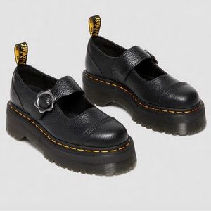 ADDINA FLOWER BUCKLE LEATHER PLATFORM SHOES Dr. Martens size 8